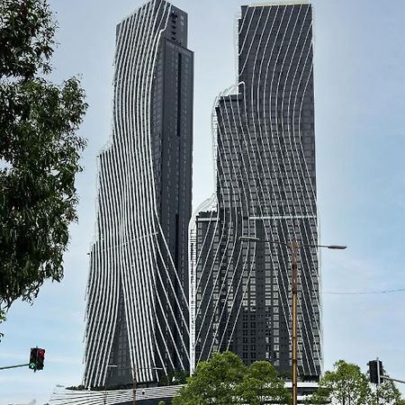 דירות קואלה לומפור Arte Mont Kiara By Airhost מראה חיצוני תמונה